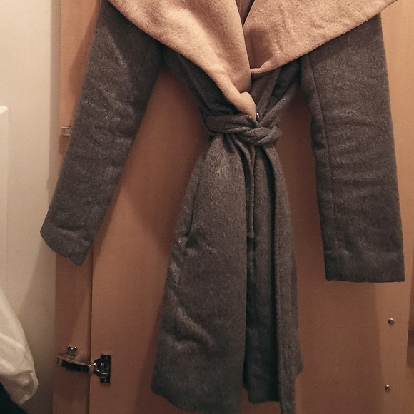 Wool coat wrap with snap buttons - Picture 3 of 7